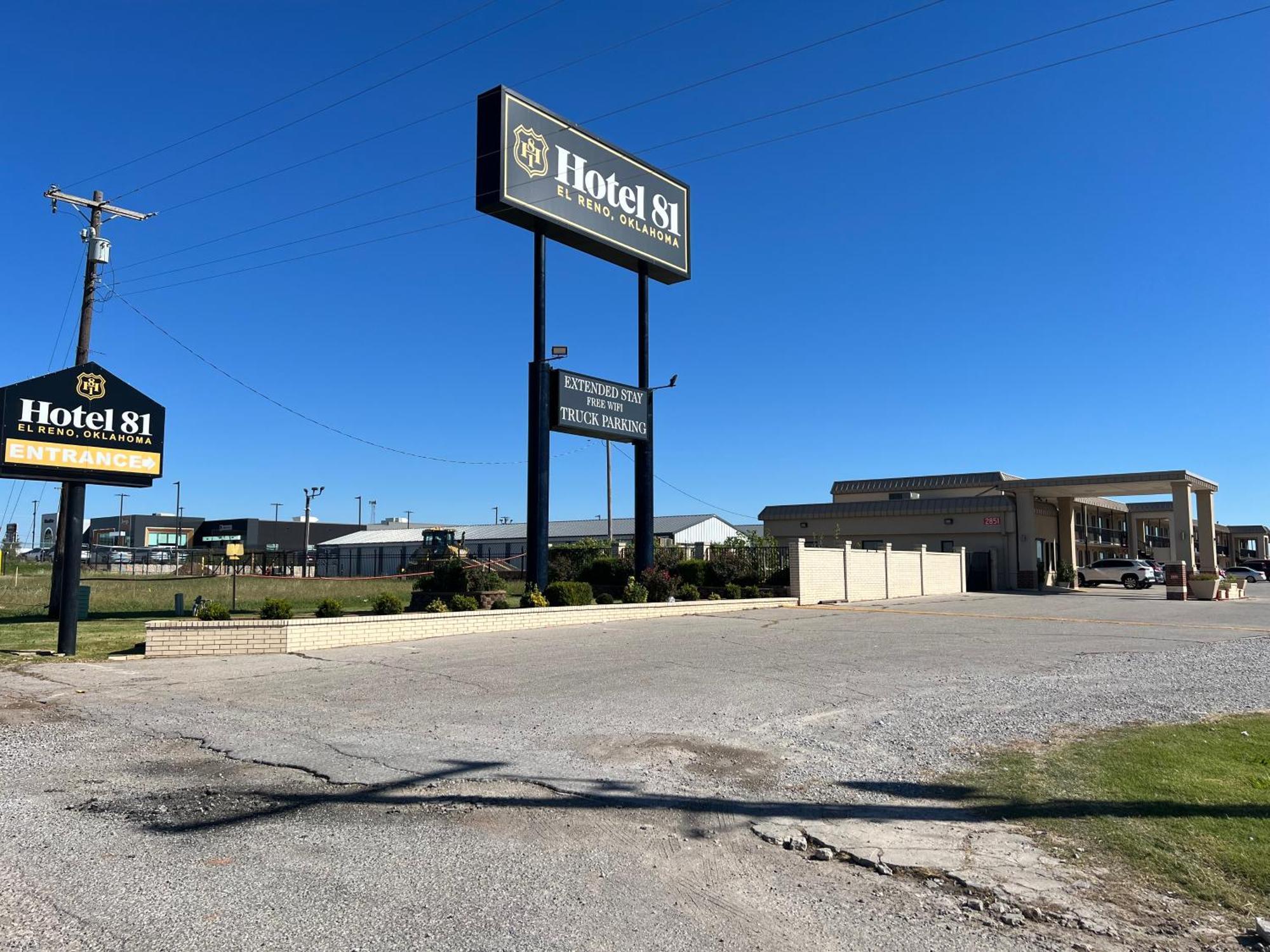 Hotel 81 El Reno エクステリア 写真